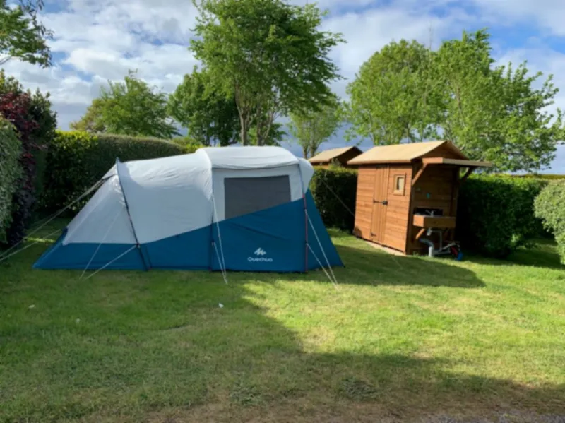 Emplacement Nu Avec Sanitaire Privatif / Freecamp