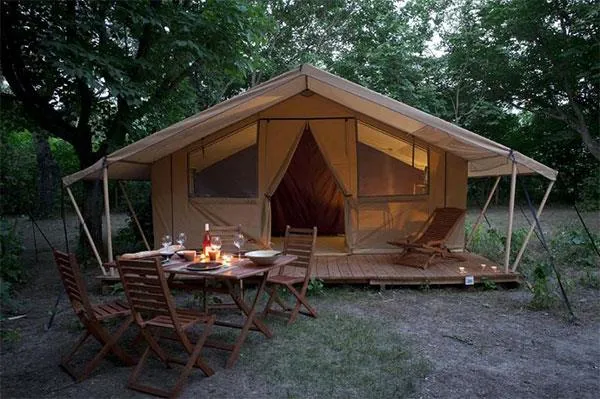 Tente Canadienne - Insolite 3*