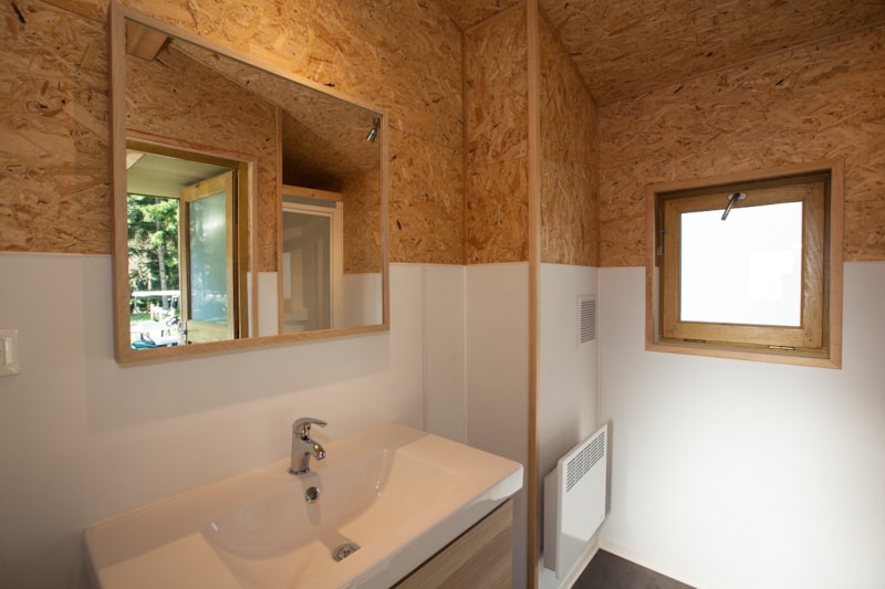 Pitch with private sanitary 4*