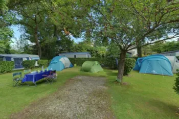 Kampeerplaats(en) - Standplaats (1 Tent, Caravan Of Camper / 1 Auto) - Camping Barétous-Pyrénées