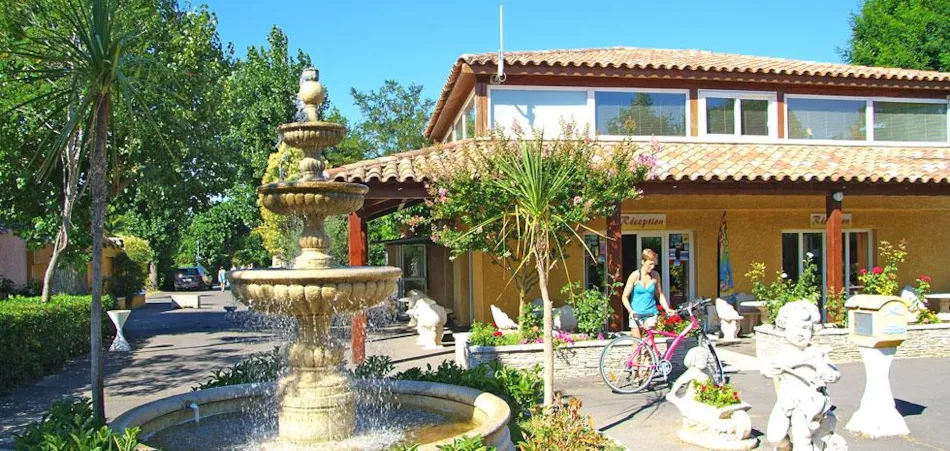 Camping Resort Les Champs Blancs