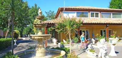 Camping Resort Les Champs Blancs