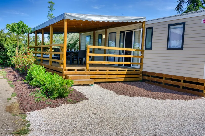 Mobilhome Balneo (Climatisation + Tv + Lave-Vaisselle + Bain À Remous) 8