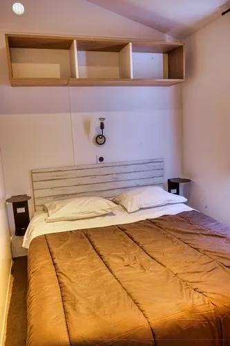 Mobilhome Balneo (Climatisation + Tv + Lave-Vaisselle + Bain À Remous) 8