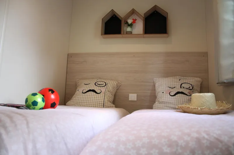 Mobilhome Confort (Climatisation + Tv) 4