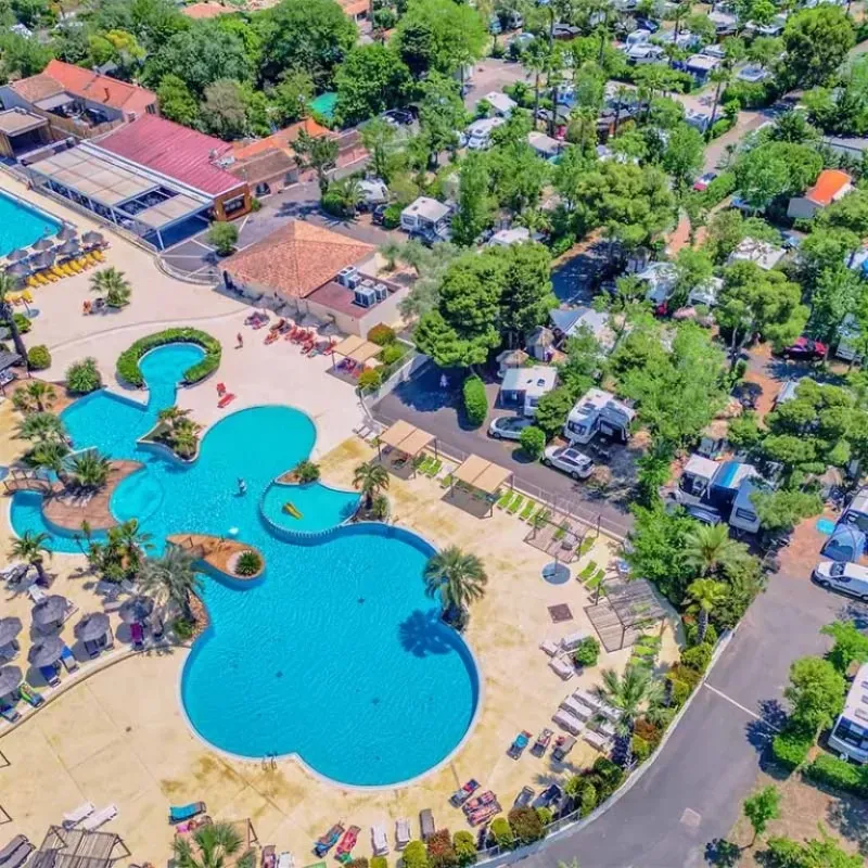 Camping Resort Les Champs Blancs