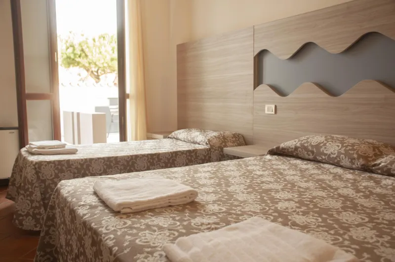 Chambre Triple - 3 Personnes Inclus Dans Le Prix- Seulement La Nuit