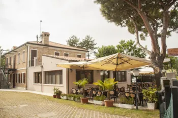 Zimmer - Dreibettzimmer Uebernachtung - 3 Personen Im Preis Inklusive - Villaggio Camping Adria