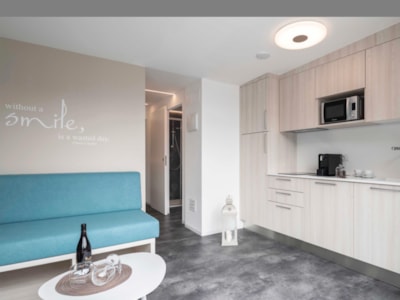 MOBILE-HOME DE LUXE — 4