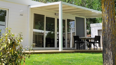 MOBILE-HOME ELEGANCE — 1