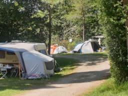 Camping Domaine de  l'Epinette - image n°8 - Roulottes
