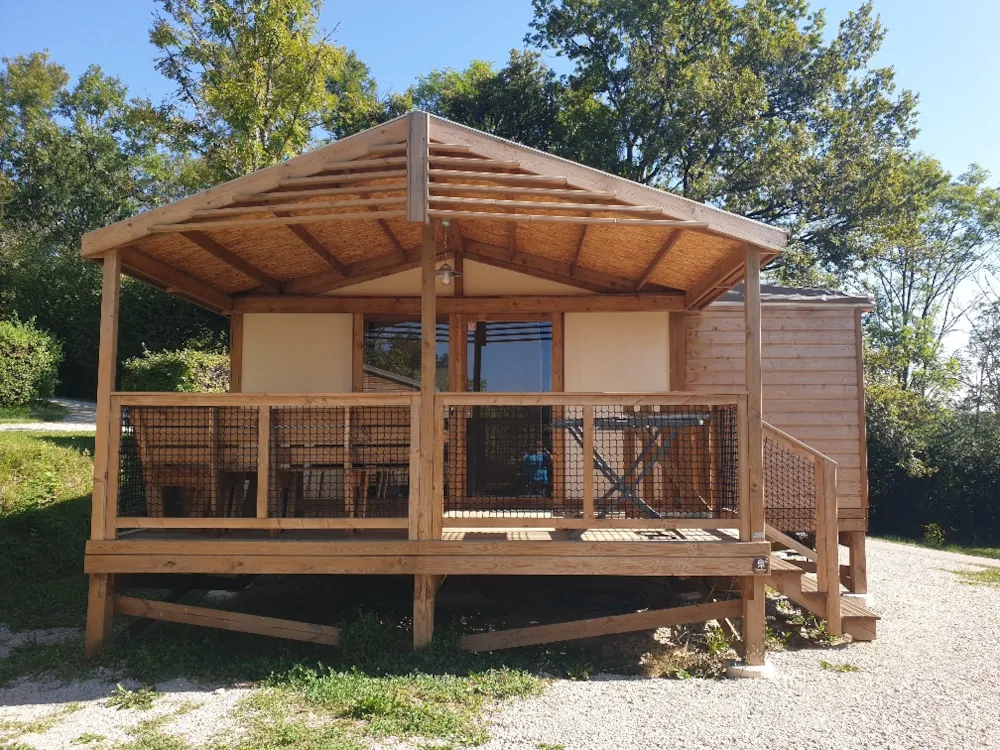 Location - Carrelet Pilotis 28M² - Vue Rivière Partielle - Camping Domaine de  l'Epinette