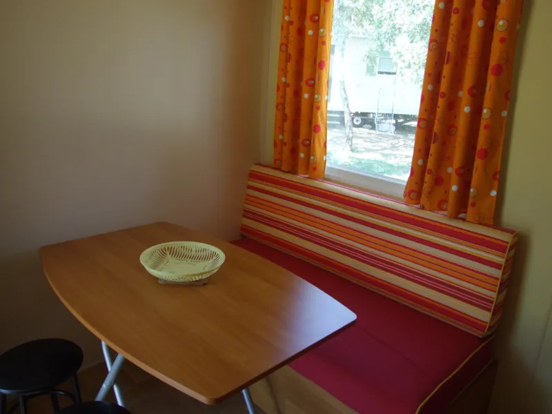 Mobil Home Sans Sanitaire Climatisé - 2 Ch - 18M² / Garrigue