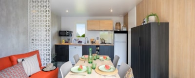 Cabane Luxe 3 bedrooms/ 2 bathrooms/ Jacuzzi