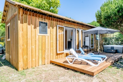 Cabane Luxe 2 bedroom/ 2 bathroms/ Jacuzzi
