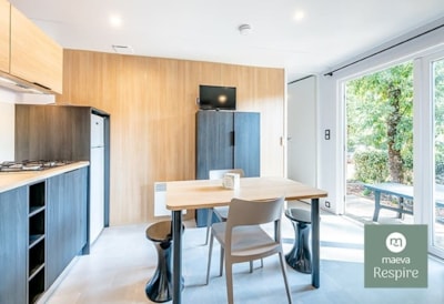 Premium 2 bedrooms/ 2 bathrooms