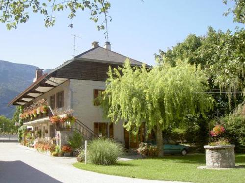 La Ferme De La Serraz La Ferme De La Serraz
