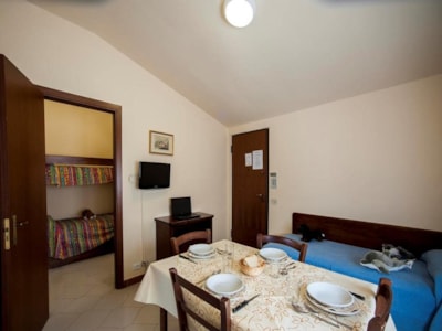 Apartment with 2 bedrooms — 4
