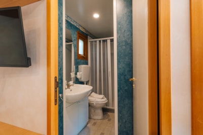 Mobile Home Standard with 2 bedrooms — 8