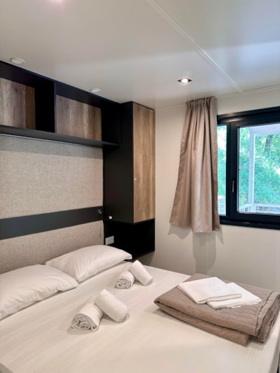 Mobile Home Deluxe with 2 bedrooms – 2 bathrooms — 6