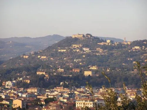 Emplacement Tente + Voiture Electricité Compris