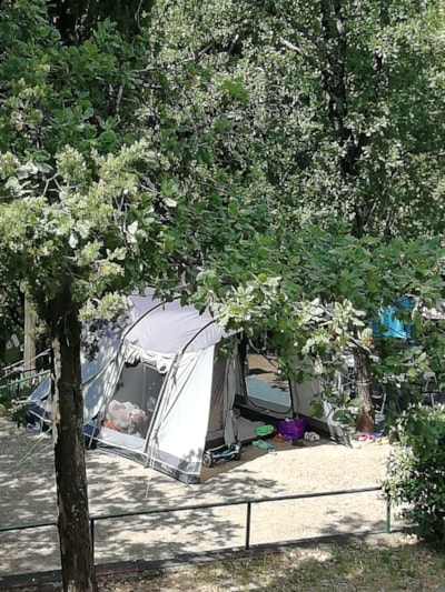 Pitch tent and car electricity included — 1