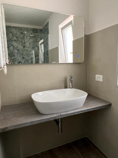 Lodge Suite Deluxe maximum two people including babies — 7