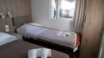 Standard Mobilhome for 4 people maximum including babies — 5