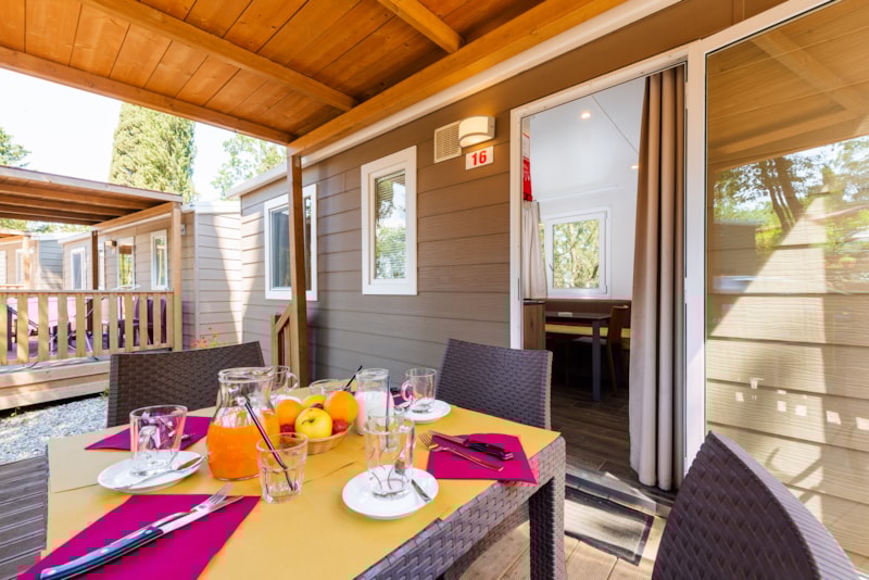 Superior-Mobilheim für 5 Personen inklusive Babys