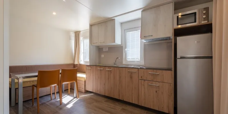 Mobilhome Supérieur Pour 5 Personnes Y Compris Bébés