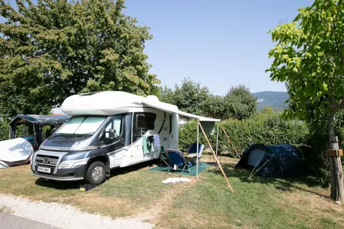 Kampeerplaats(en) - Standplaats Privilege Xl - image n°3 - La Colombière
