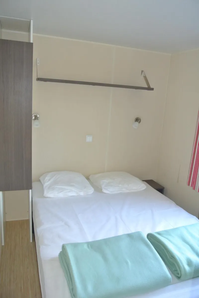 Mobil-Home Standard 23 M² (2 Chambres) Avec Terrasse Semi-Couverte 9 M²