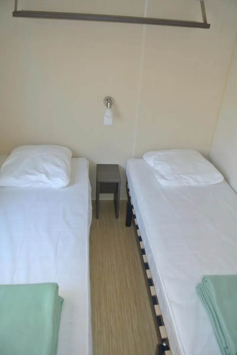 Mobil-Home Standard 23 M² (2 Chambres) Avec Terrasse Semi-Couverte 9 M²