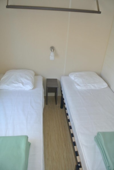 Mobile-home Standard 23 m² (2 bedrooms) with Half-covered terrace 9 m²