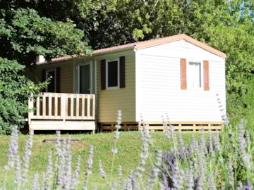 Accommodation - Mobile Home Standard 30M² (2 Bedrooms) + Covered Terrace 11 M² - Flower Camping LE TEMPS DE VIVRE