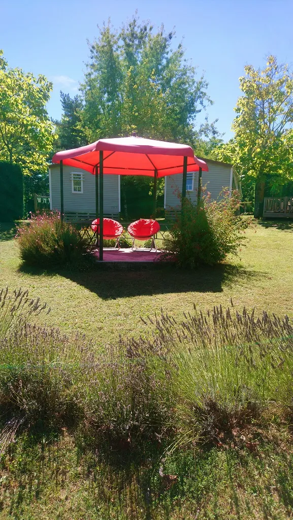 Flower Camping LE TEMPS DE VIVRE