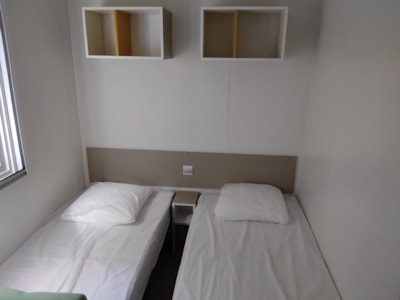 Mobile home Comfort 28 m² (3 bedrooms - TV) with sheltered terrace 8 m²
