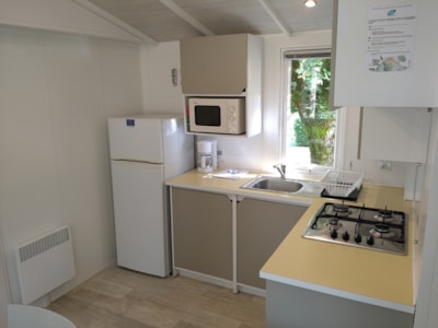 Mobile home Comfort 28 m² (3 bedrooms - TV) with sheltered terrace 8 m²