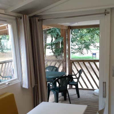 Mobile home Comfort 28 m² (3 bedrooms - TV) with sheltered terrace 8 m²