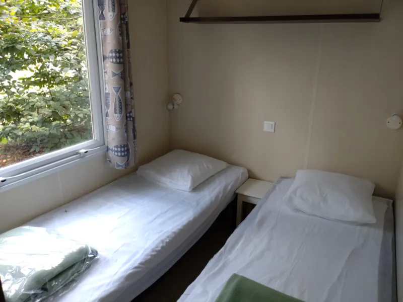 Mobil-Home Standard 30 M² (3 Chambres) Avec Terrasse Semi-Couverte 15 M² + Tv