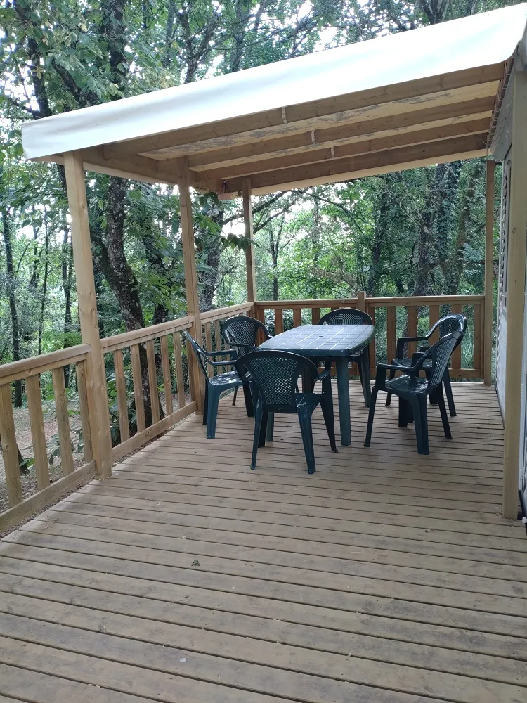 Mobil-Home Standard 30 M² (3 Chambres) Avec Terrasse Semi-Couverte 15 M² + Tv