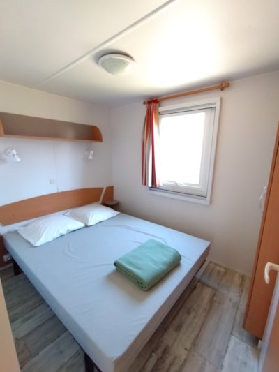 Mobile home Confort 30m² (2 bedrooms-TV) + covered terrace 11 m²