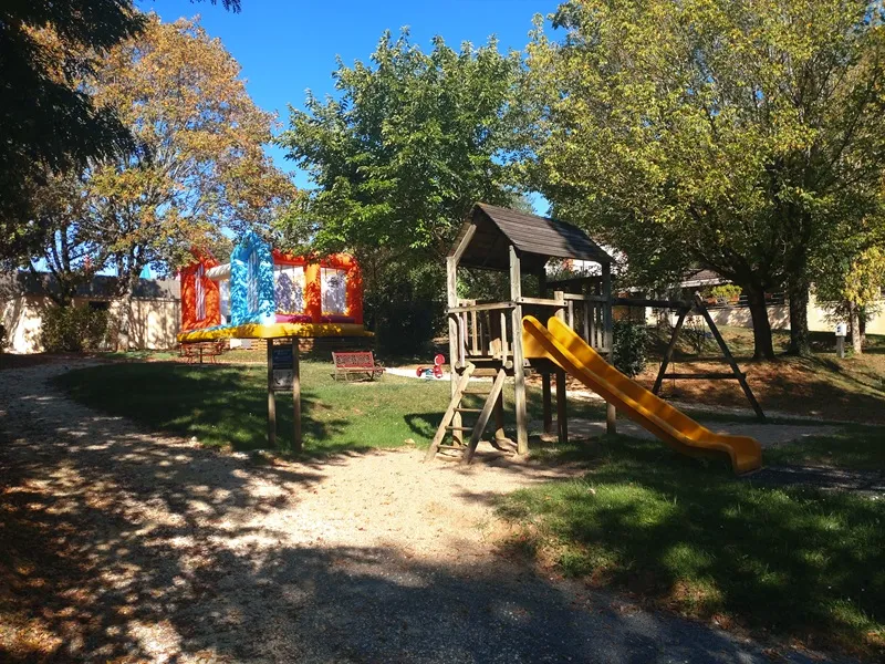 Flower Camping LE TEMPS DE VIVRE