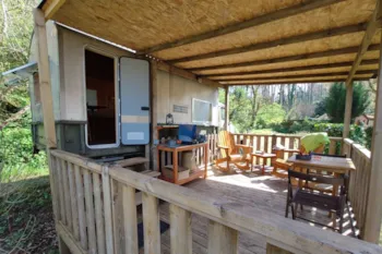 Mietunterkunft - Le Truck - Camping Du Vieux Château