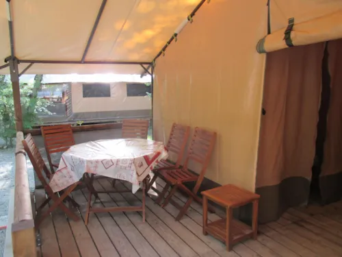 Location - Lodge Victoria 2Ch - 30M2 - image n°6 - Camping Les Acacias