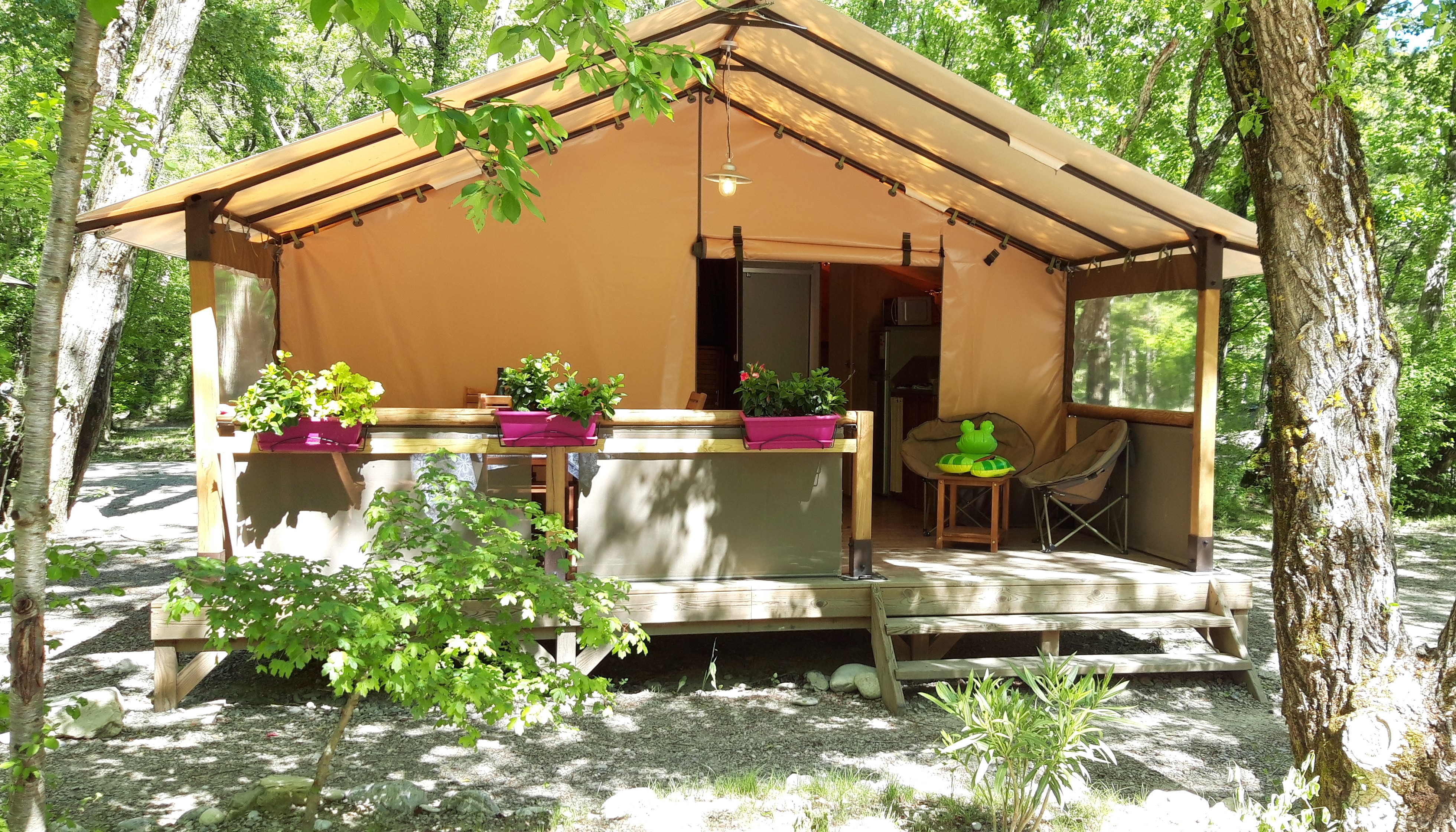 Location - Lodge Victoria 2Ch - 30M2 - Camping Les Acacias, Vercheny