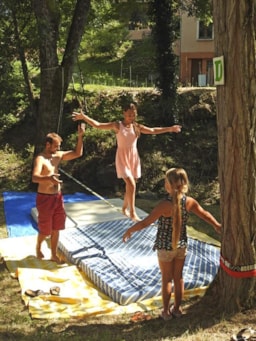CAMPING ISERAND CALME et NATURE*** - image n°31 - Roulottes