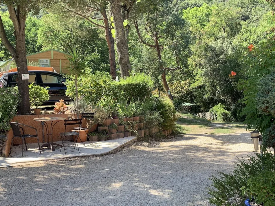 CAMPING ISERAND CALME et NATURE***