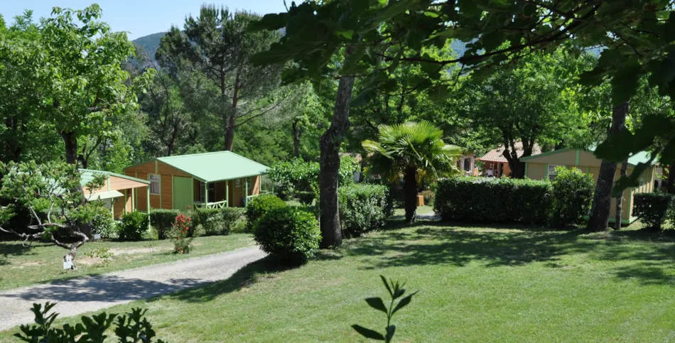 CAMPING ISERAND CALME et NATURE***