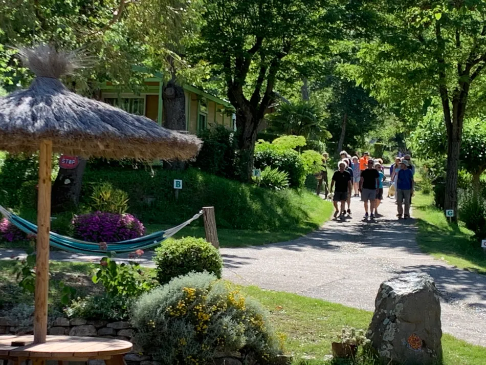 CAMPING ISERAND CALME et NATURE***